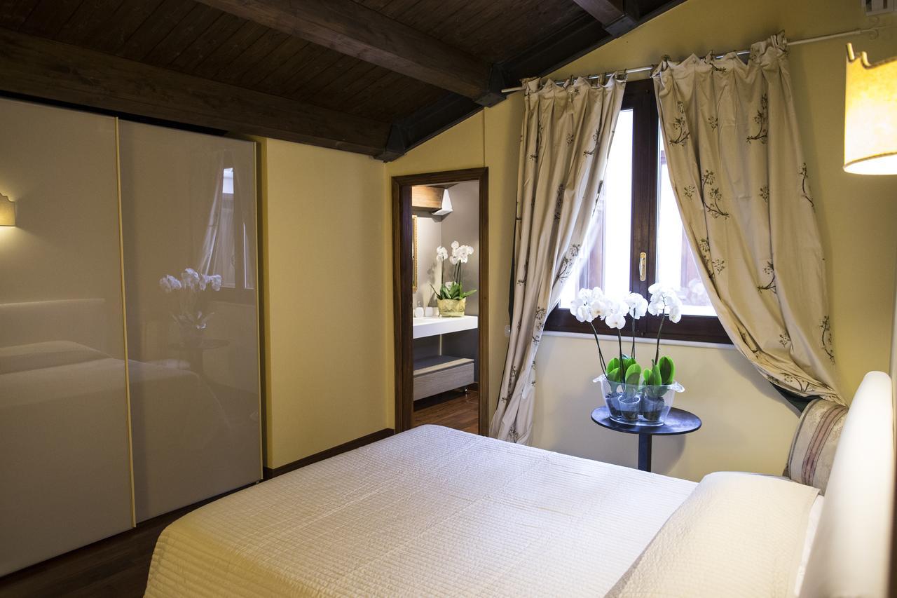 B&B Charme Celestino V° LʼAquila Exterior foto